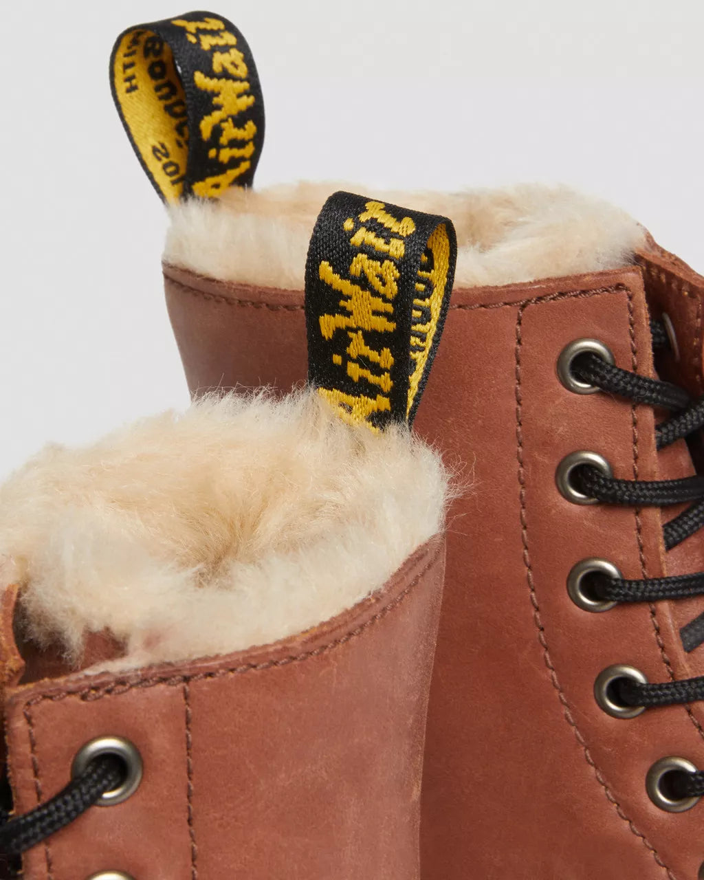 DR. MARTENS - Bottines 1460 SERENA - Cuir - Camel