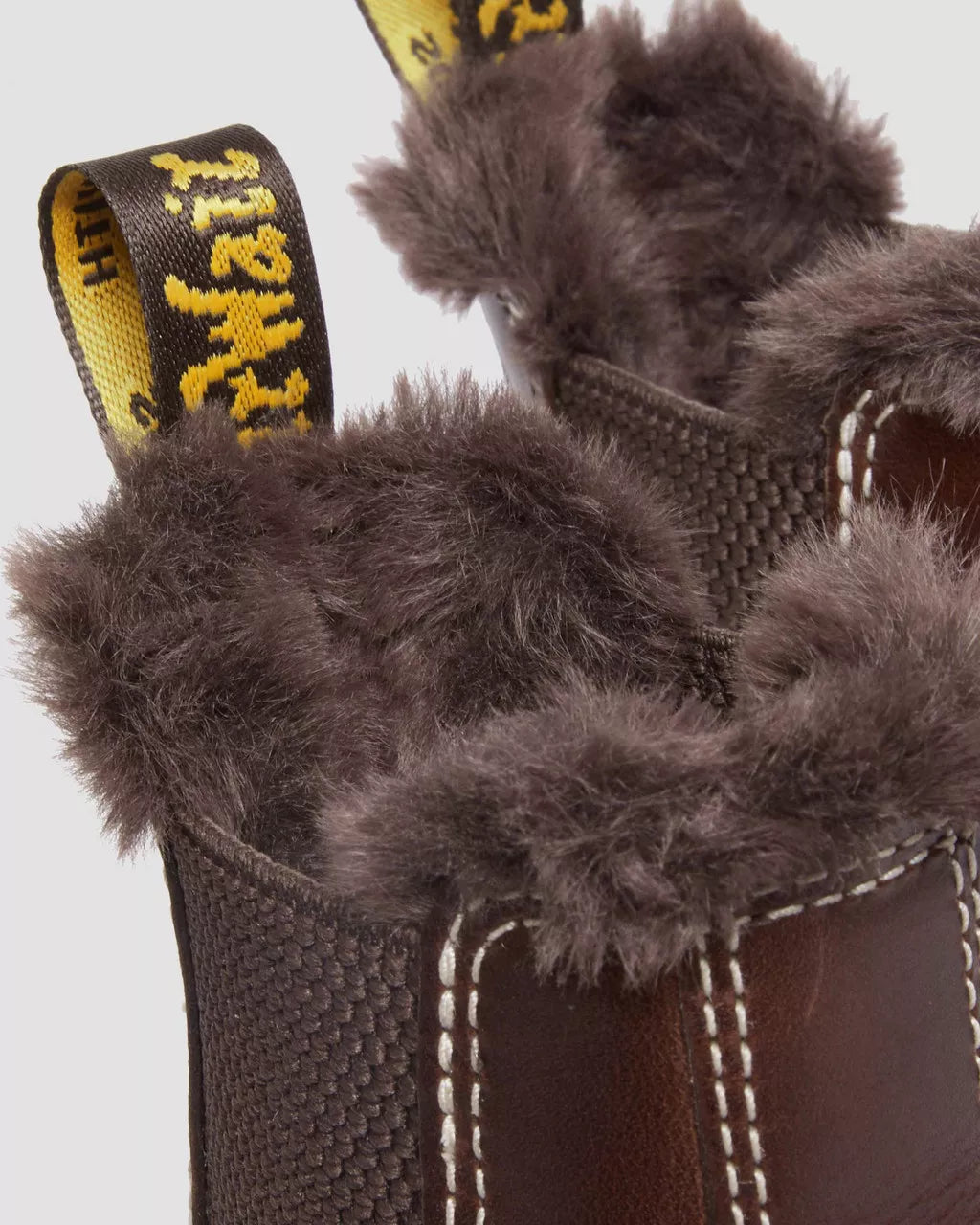 DR. MARTENS - Bottines fourrées 2976 LEONORE - Dark brown