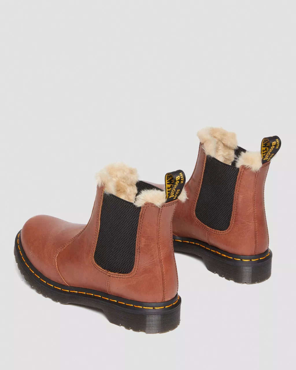 DR. MARTENS - Bottines fourées 2976 LEONORE - Camel