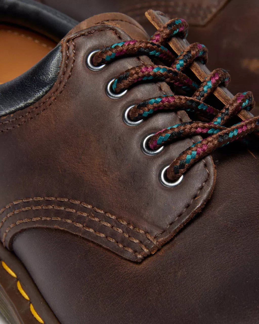 DR. MARTENS - Chaussures à lacets 8053 Z Gaucho Crazy Horse - Marron foncé