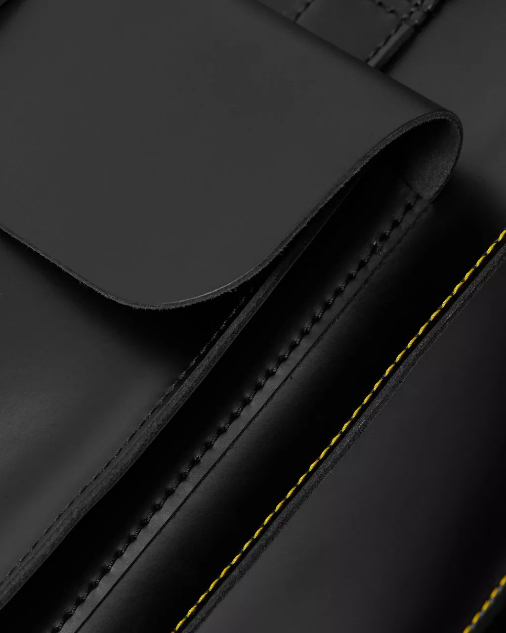 DR. MARTENS - Sac à dos - Cuir - Noir