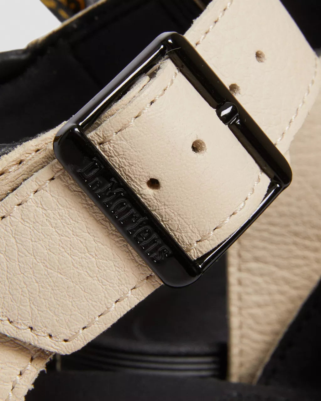 DR. MARTENS - Sandales BLAIRE - Cuir Pisa - Beige