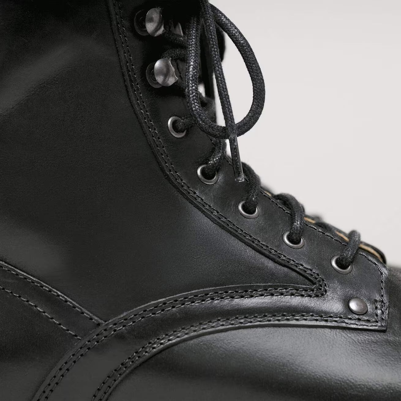 BIRKENSTOCK - Boots BRYSON - Cuir naturel - Noir