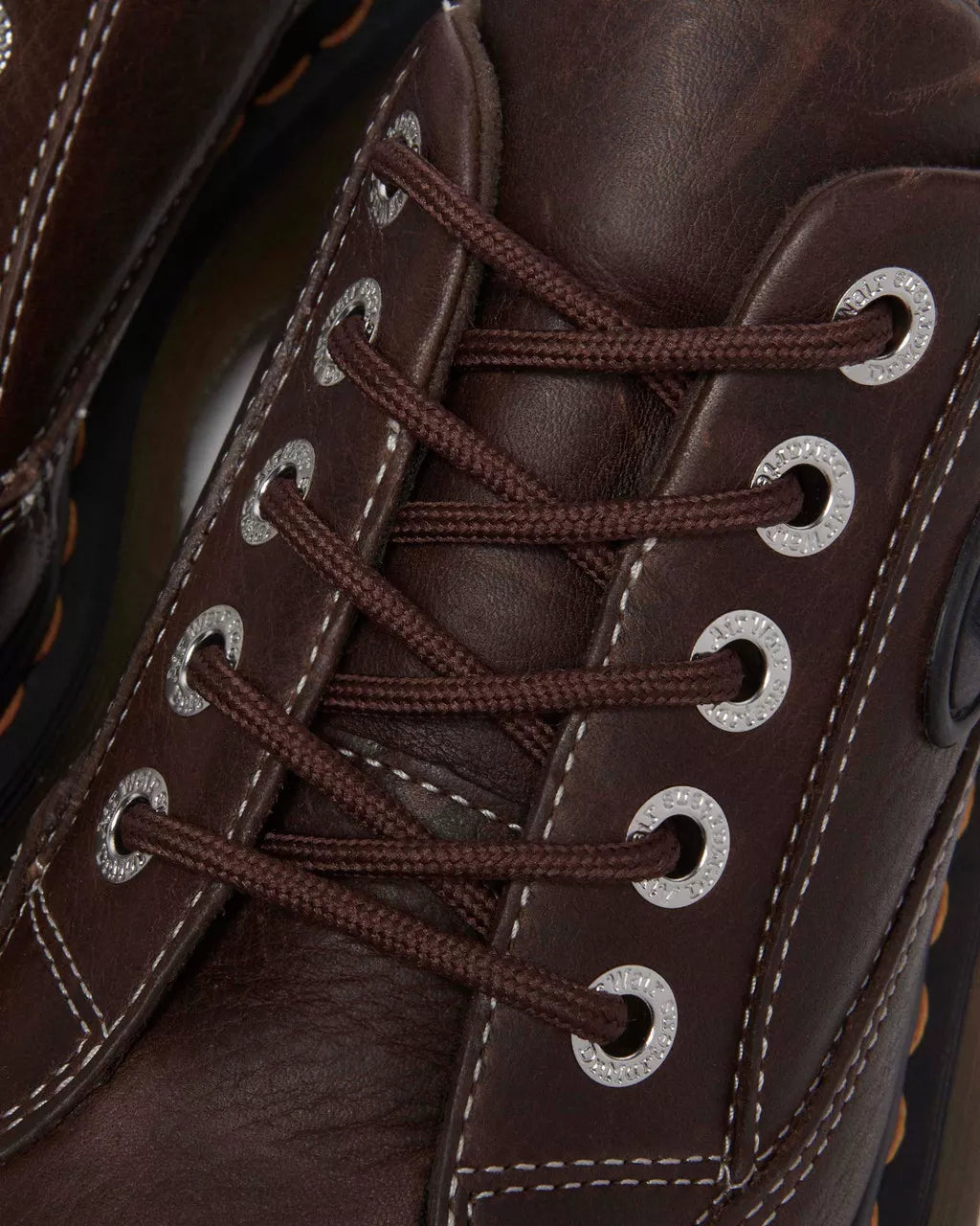 DR. MARTENS - Baskets BUZZ 5I - Cuir Grizzly - Marron foncé