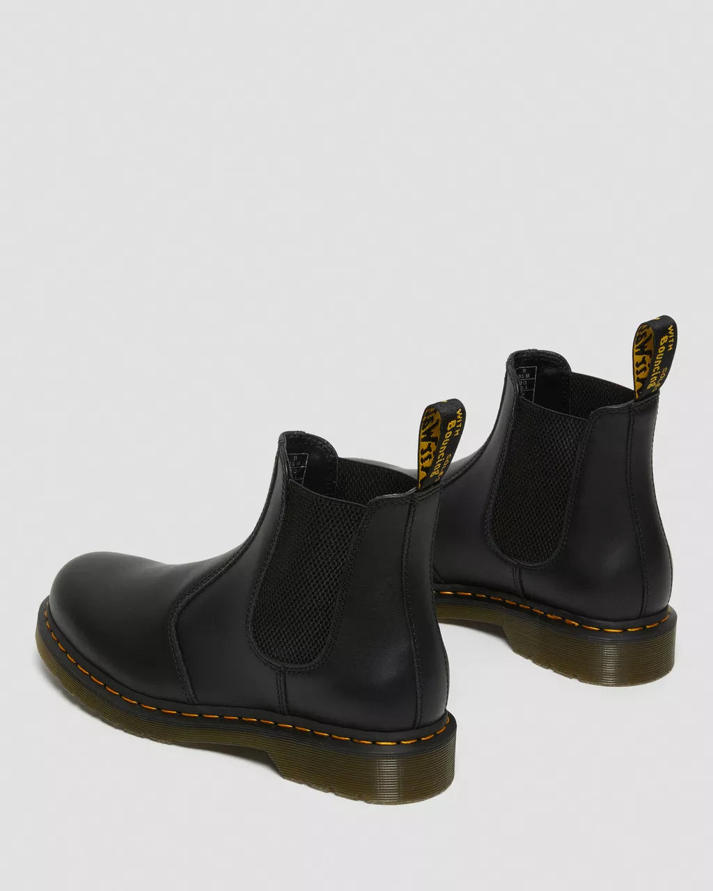 DR. MARTENS - Boots CHELSEA NAPPA - Noir