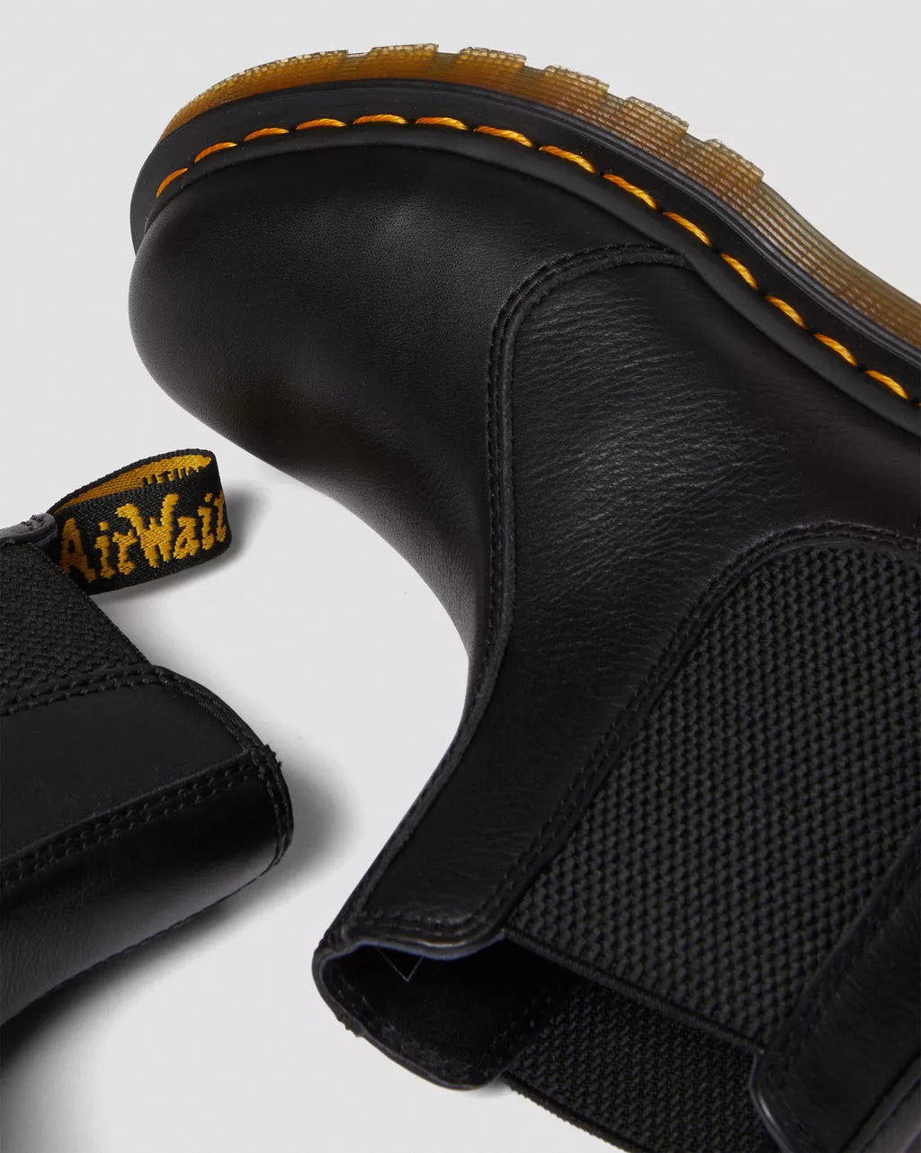 DR. MARTENS - Boots CHELSEA VIRGINIA - Noir