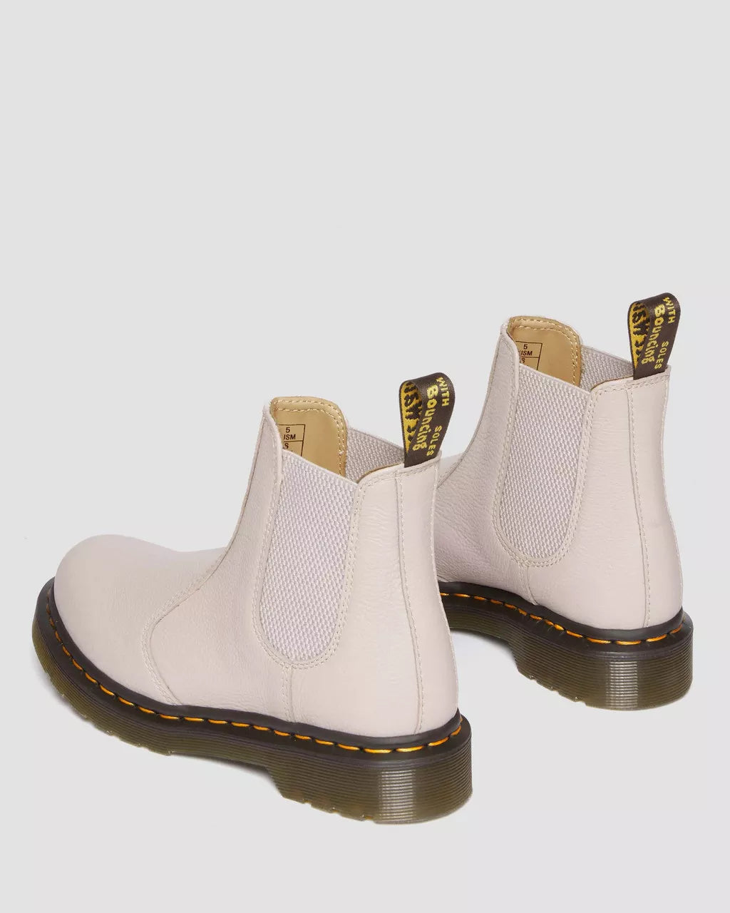 DR. MARTENS - Boots CHELSEA VIRGINIA - Taupe