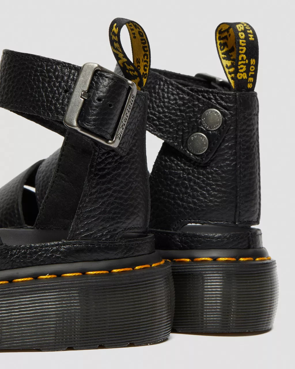 DR. MARTENS - Sandales CLARISSA II QUAD - Noir