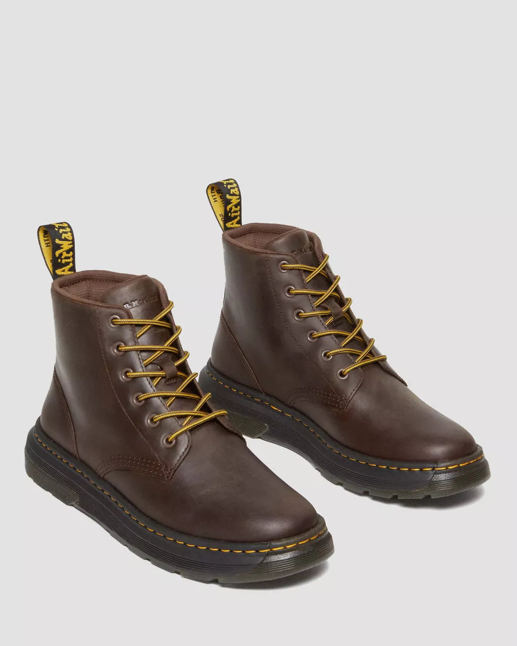 DR. MARTENS - Bottines CREWSON CHUKKA - Marron foncé