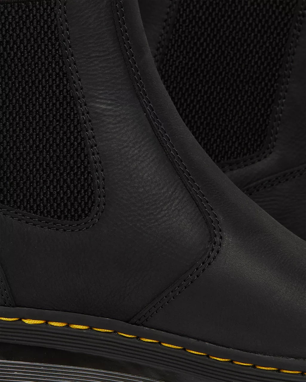 DR. MARTENS - Boots EMBURY - Cuir Wyoming - Noir