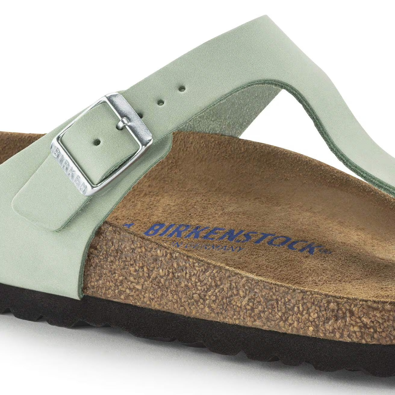 BIRKENSTOCK - Mule GIZEH - Lit de pied souple - Nubuck - Vert matcha