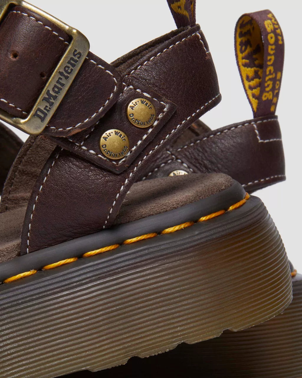 DR. MARTENS - Sandales GRYPHON QUAD - Cuir Grizzly - Marron foncé