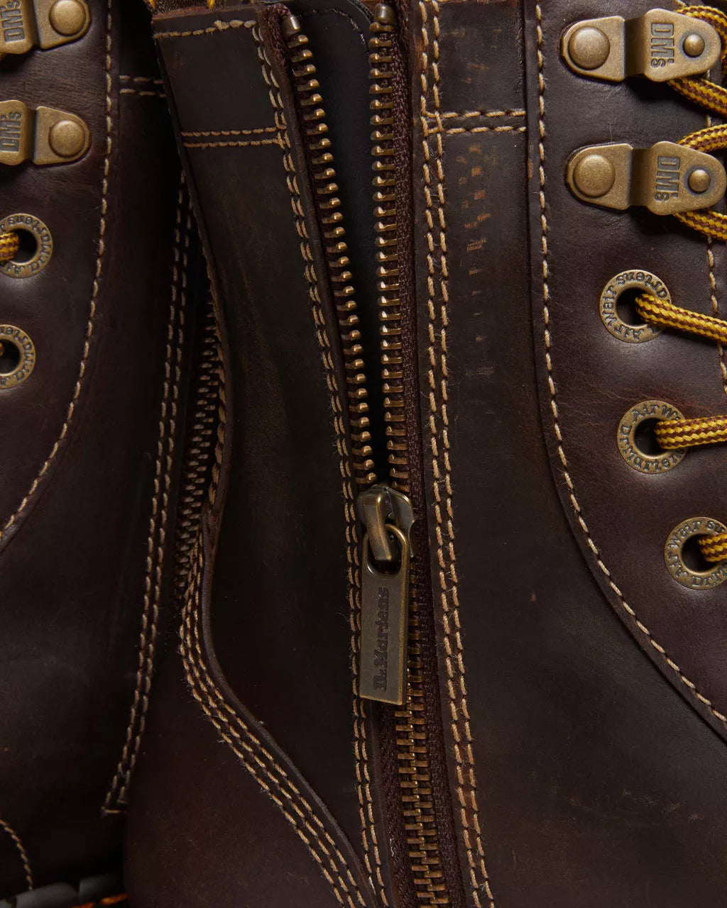 DR. MARTENS - Bottines JADON ARC Crazy Horse - Marron