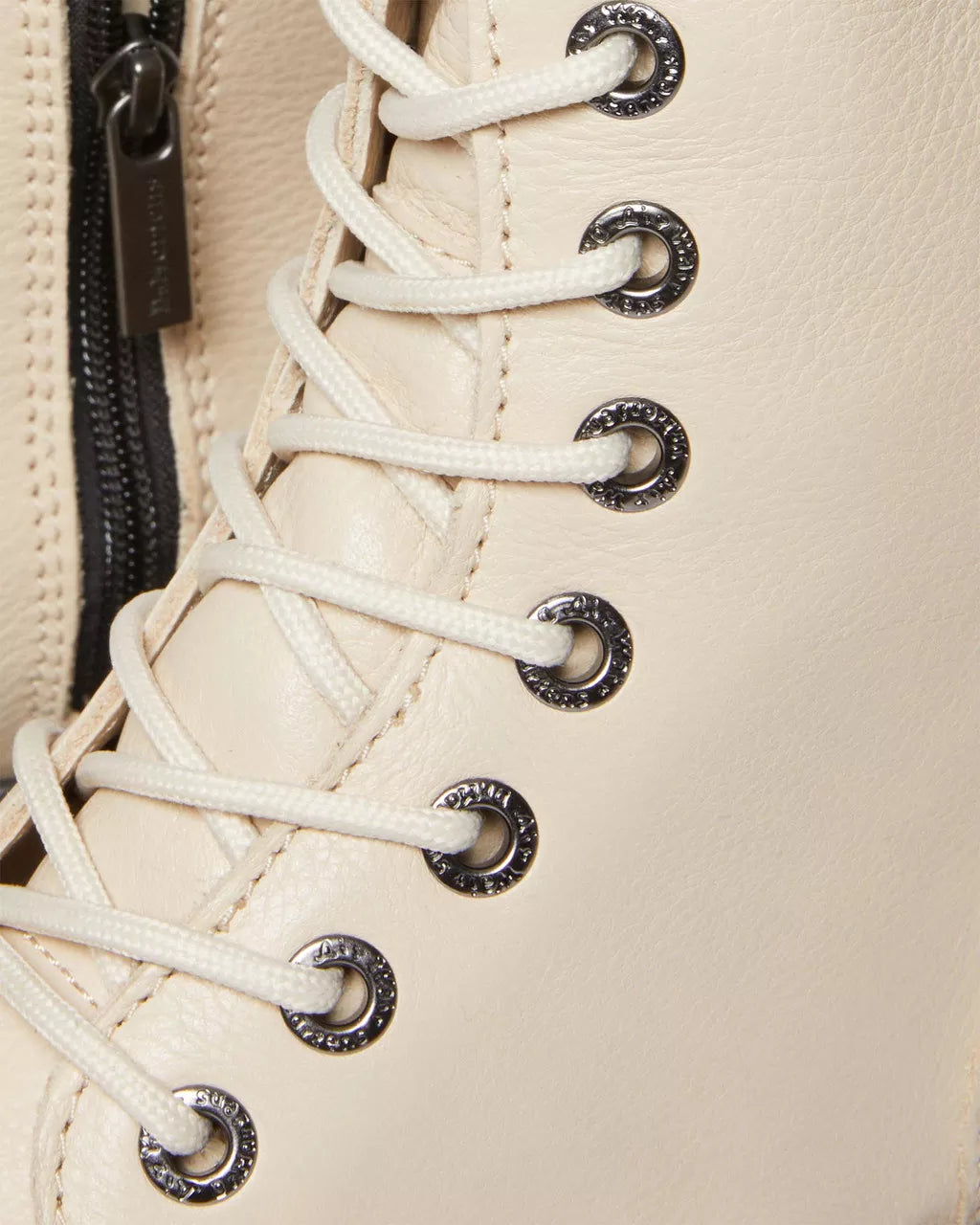 DR. MARTENS - Bottines à plateformes JADON III - Cuir Pisa - Beige