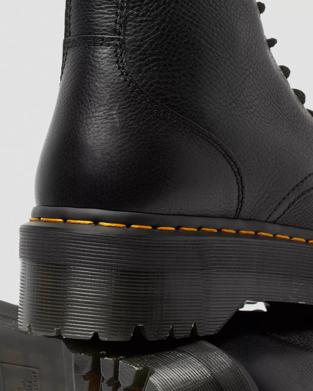 DR. MARTENS - Bottines JADON III - Cuir Pisa - Noir