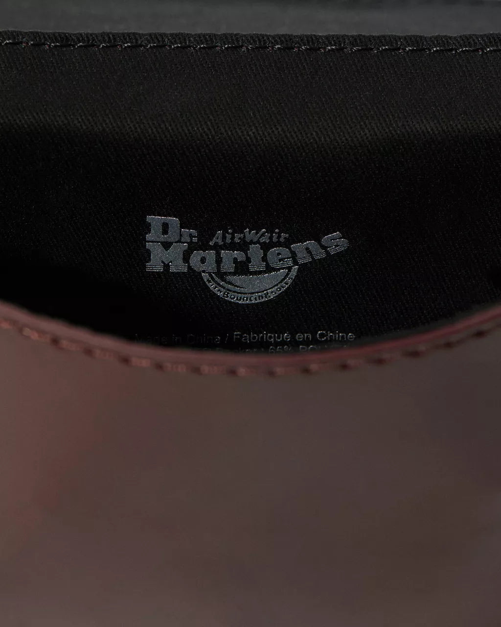 DR. MARTENS - Sac à bandouillère - Vegan - Rouge cerise