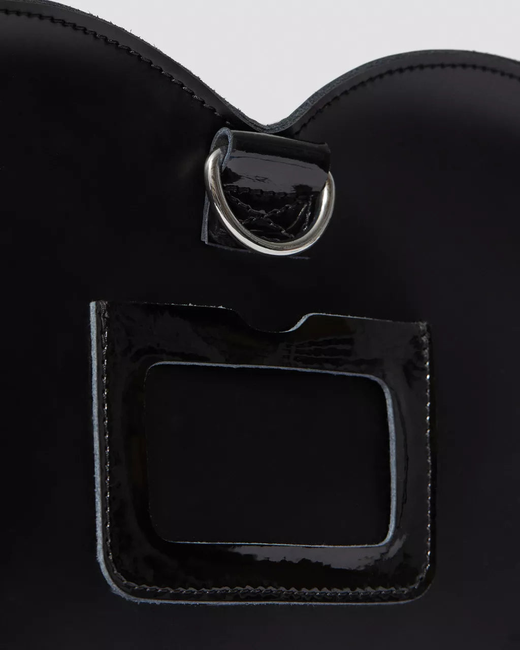 DR. MARTENS - Sac noir en forme de coeur - Cuir - Noir