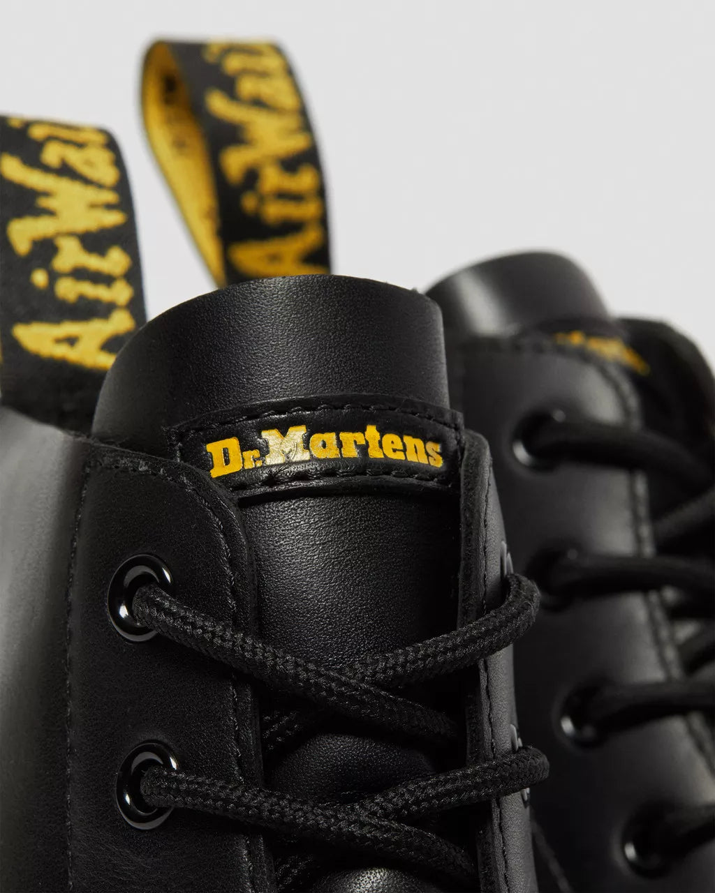DR. MARTENS - Bottines THURSTON CHUKKA - Noir