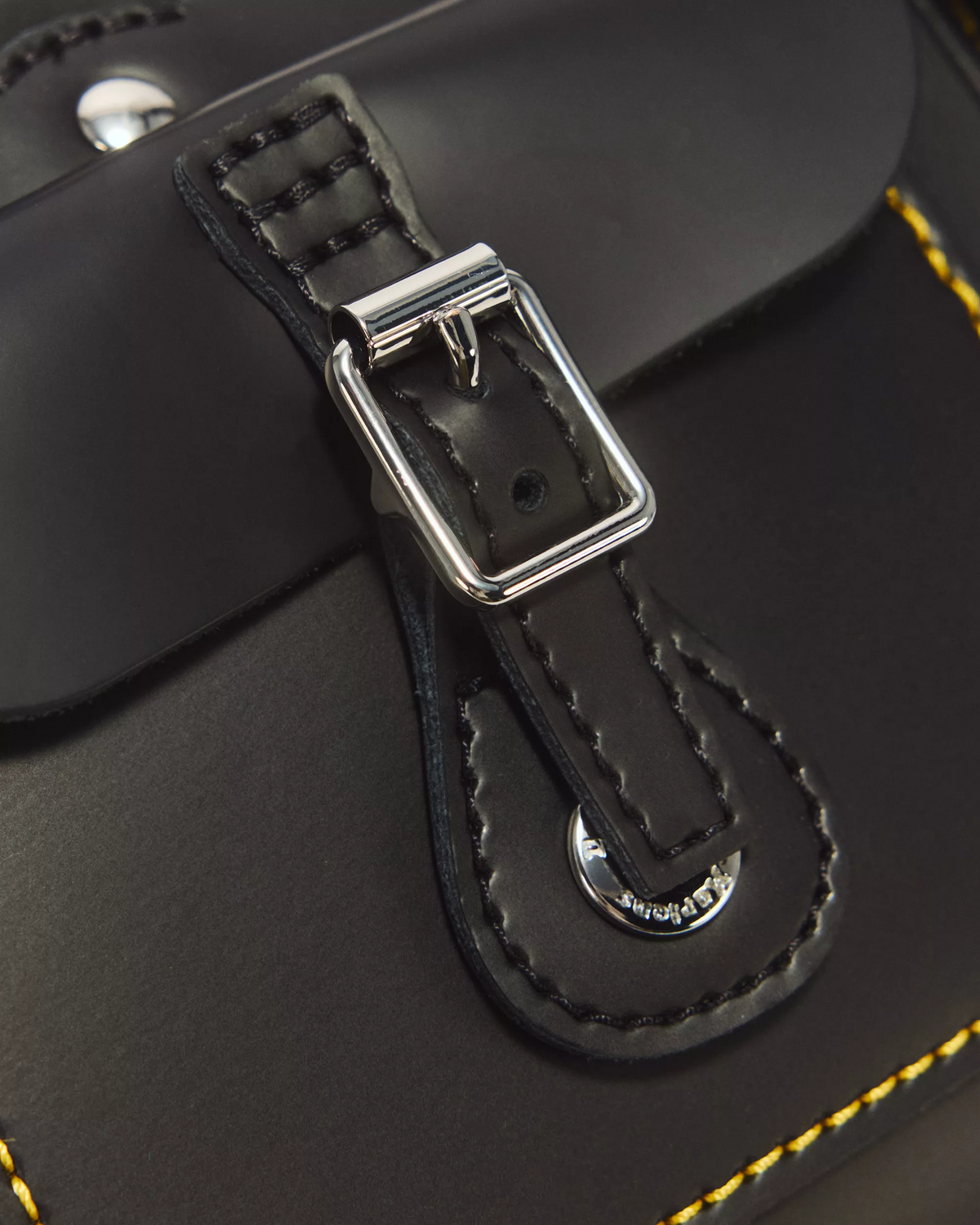 DR. MARTENS - Sac en cuir Kiev à anses supérieures - Noir