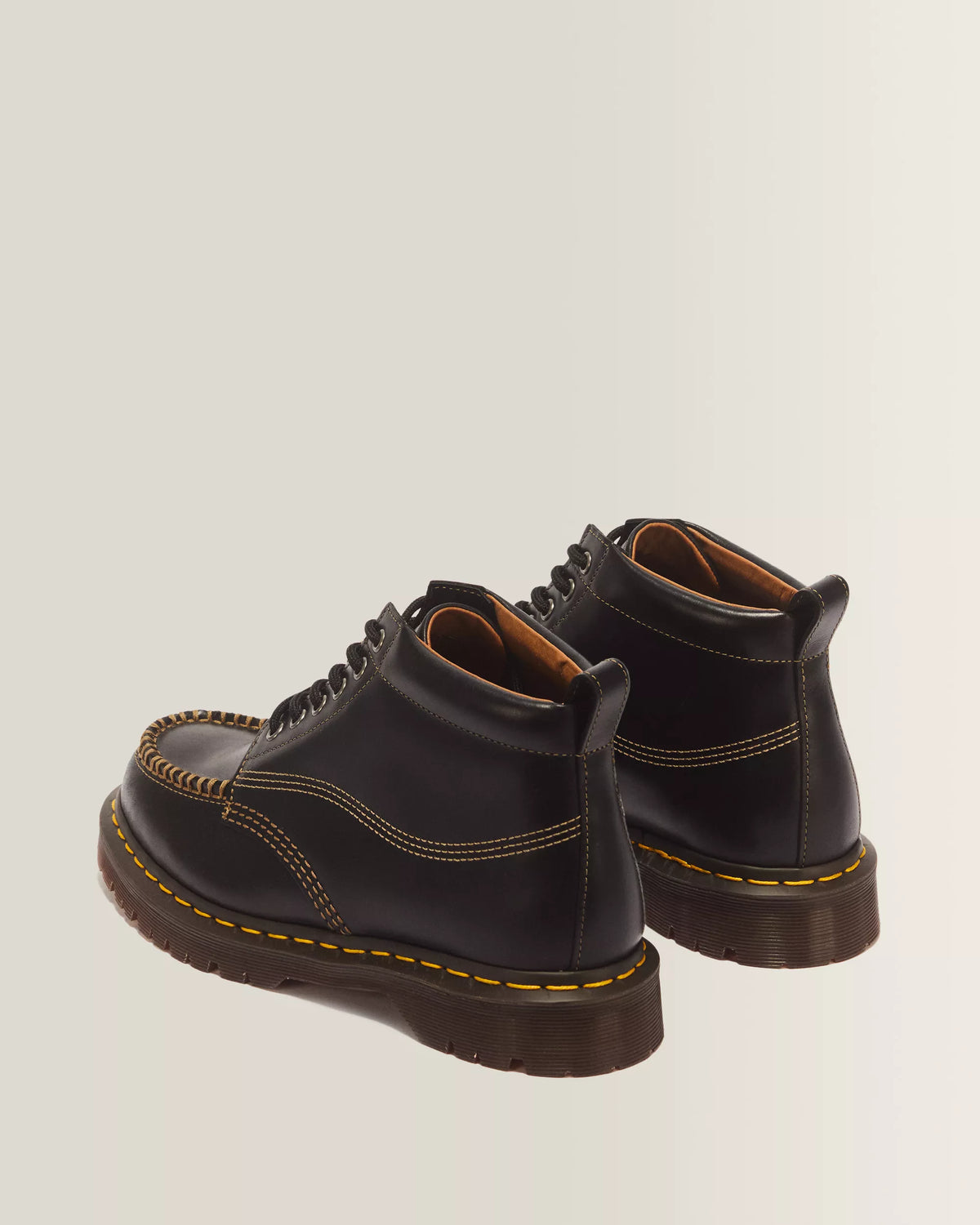 DR. MARTENS - Chaussures à lacets LOWELL CHUKKA - Noir